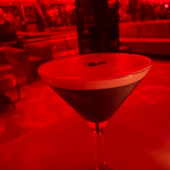 Meet your Posher - Picture 2 of 3